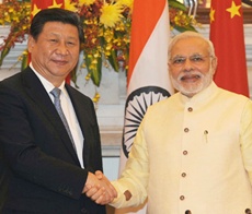 Chinese President Xi Jinping with Indian Prime Minister Narendra Modi